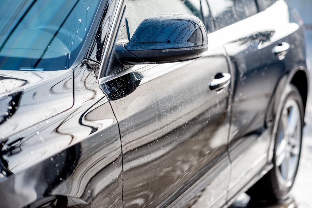 Morris County NJ technician performing Exterior detailing with professional equipment